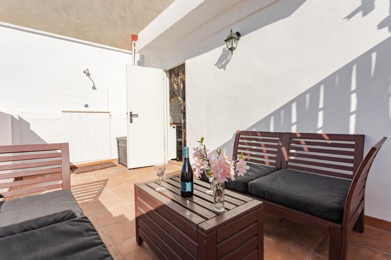 Hostal El Perello, Valencia Exterior photo